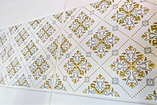 Japanese ceramic tile Photo:Corre